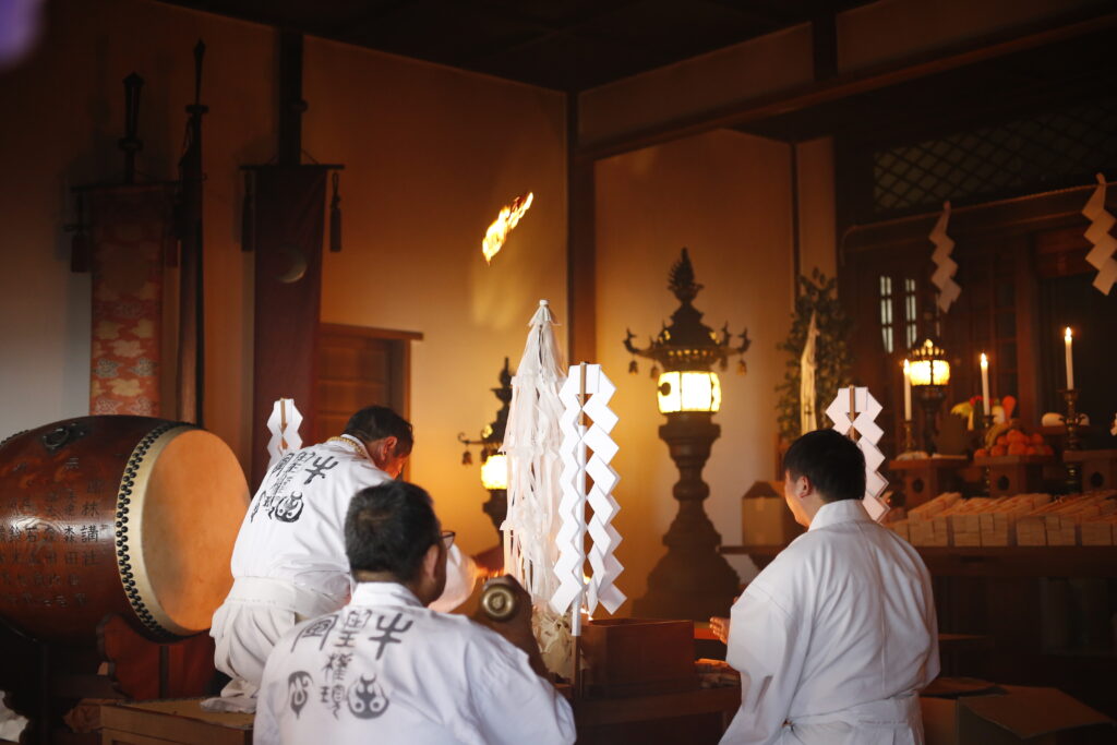 御嶽山冬至星除祭り 鹿沼日和